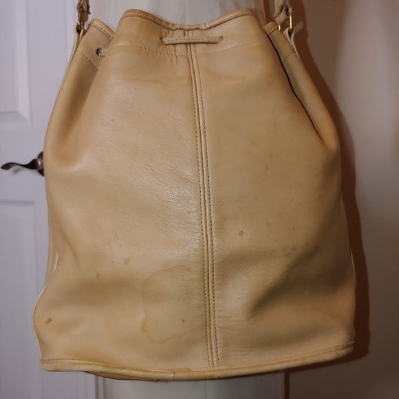 Coach vintage yellow/tan leather drawstring bucket bag 272-9933 - Picture 12 of 13